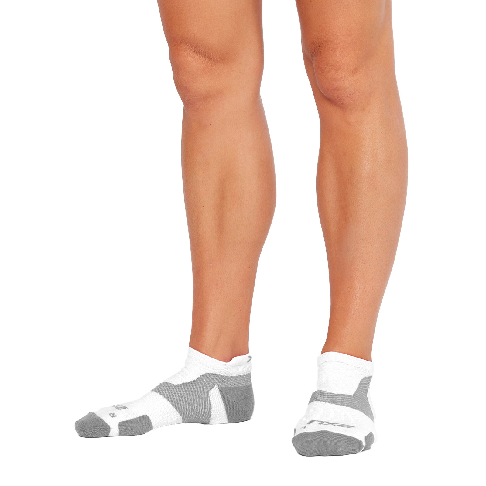 VECTR Light Cushion No Show Socks